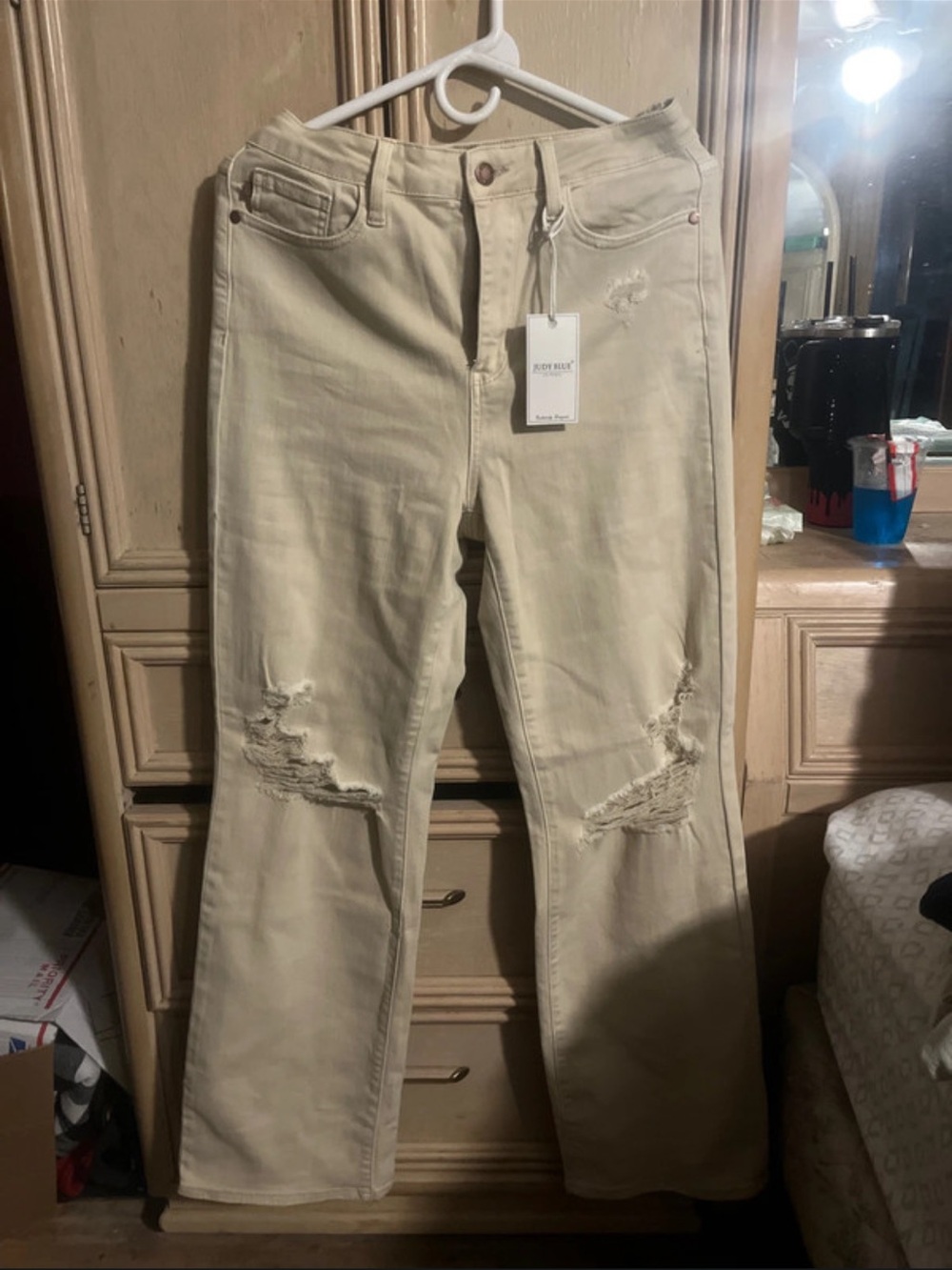 Judy Blue straight leg “bone” women’s distressed jeans